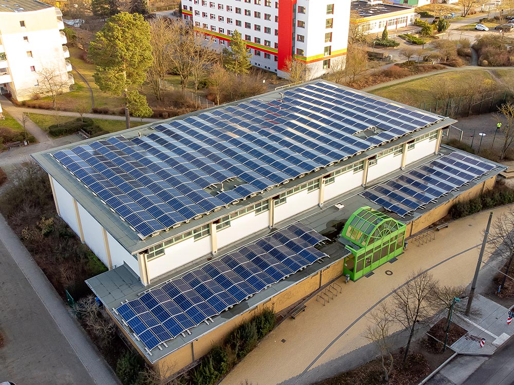 
Photovoltaikanlage auf der Sporthalle Heidewald | Schmuckbild