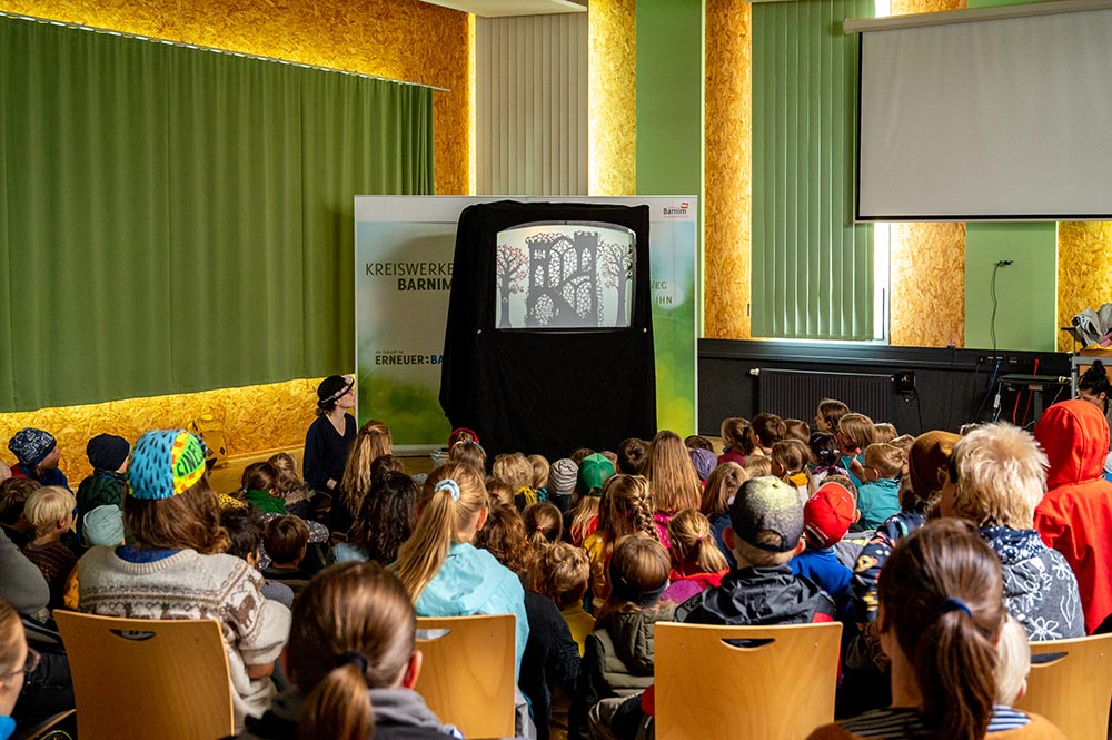 Die Prinzessin Auf Der Trockentoilette Schattentheater  © Torsten Stapel