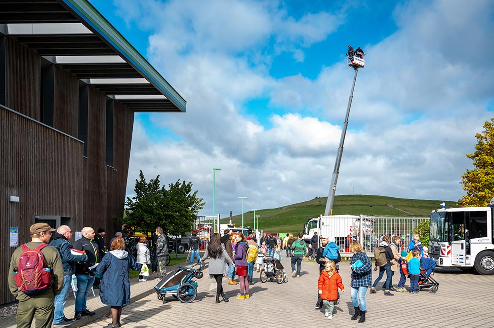 Hubbuhne Kis Vor Deponieberg Tag Der Offenen Tur  © Torsten Stapel