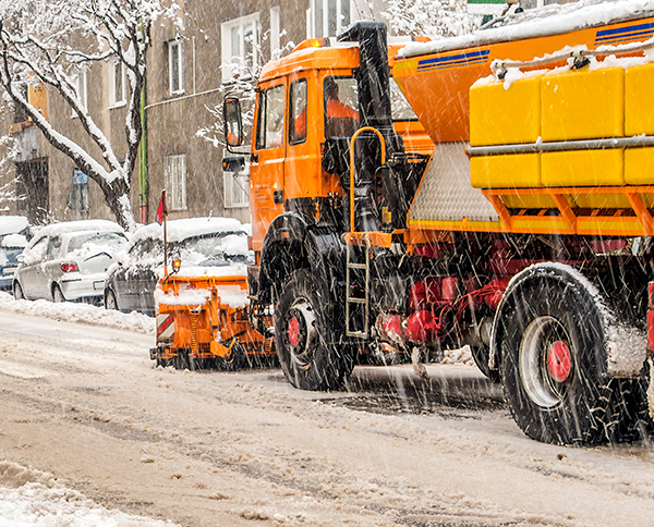Maschineller Winterdienst Maschineller Winterdienst